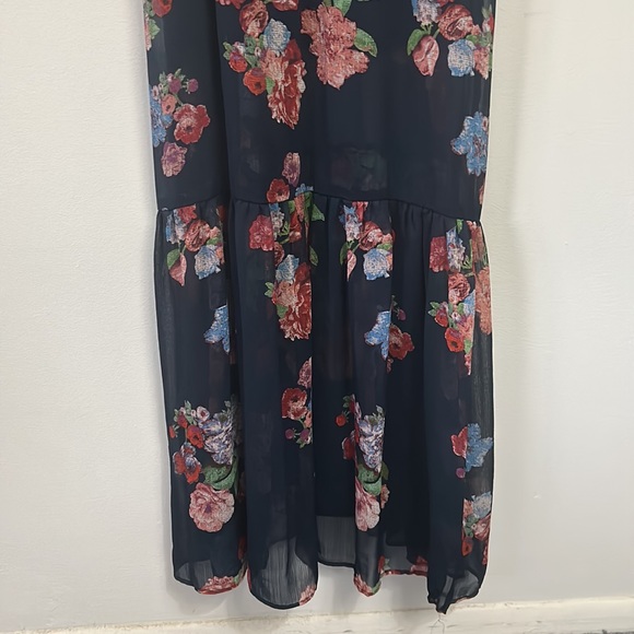 Navy Blue Floral Maxi Dress - Picture 4 of 5